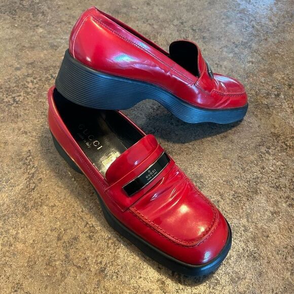 GUCCI size 35 Red Patent Leather Shoes Slides - Picture 6 of 14